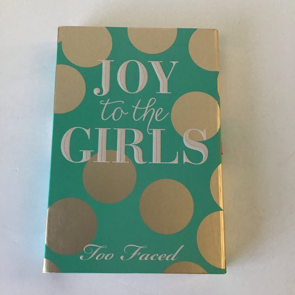TOO FACED: Holiday 2013 joy to the girls palette